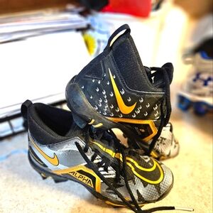 Nike Youth football cleats